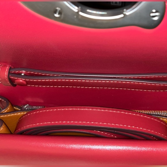 BNWT!! Coach Idol Bag - Picture 3 of 10